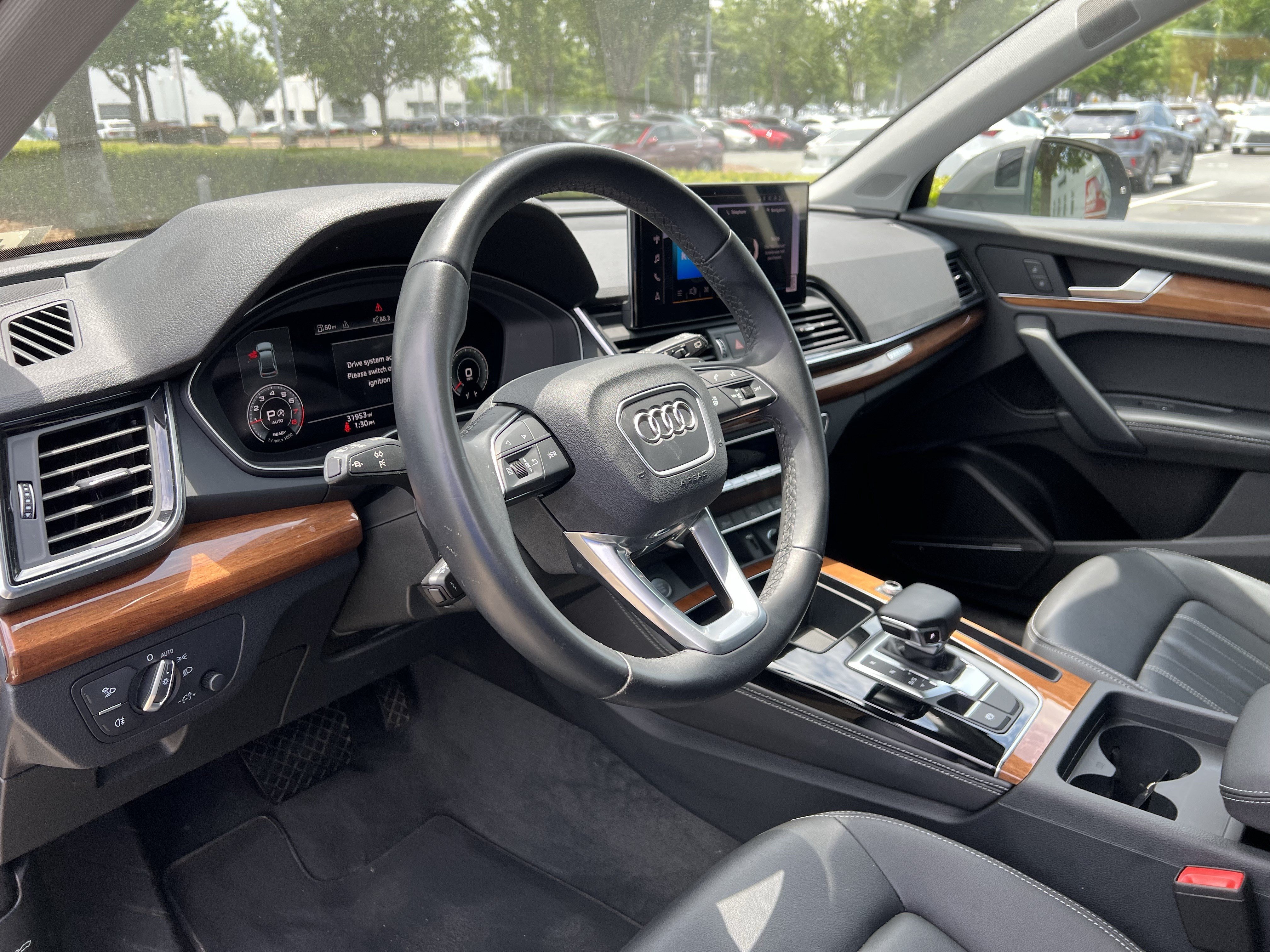 Certified 2023 Audi Q5 2.0T Premium Plus w/ Premium Plus Package AWD/4WD image 17