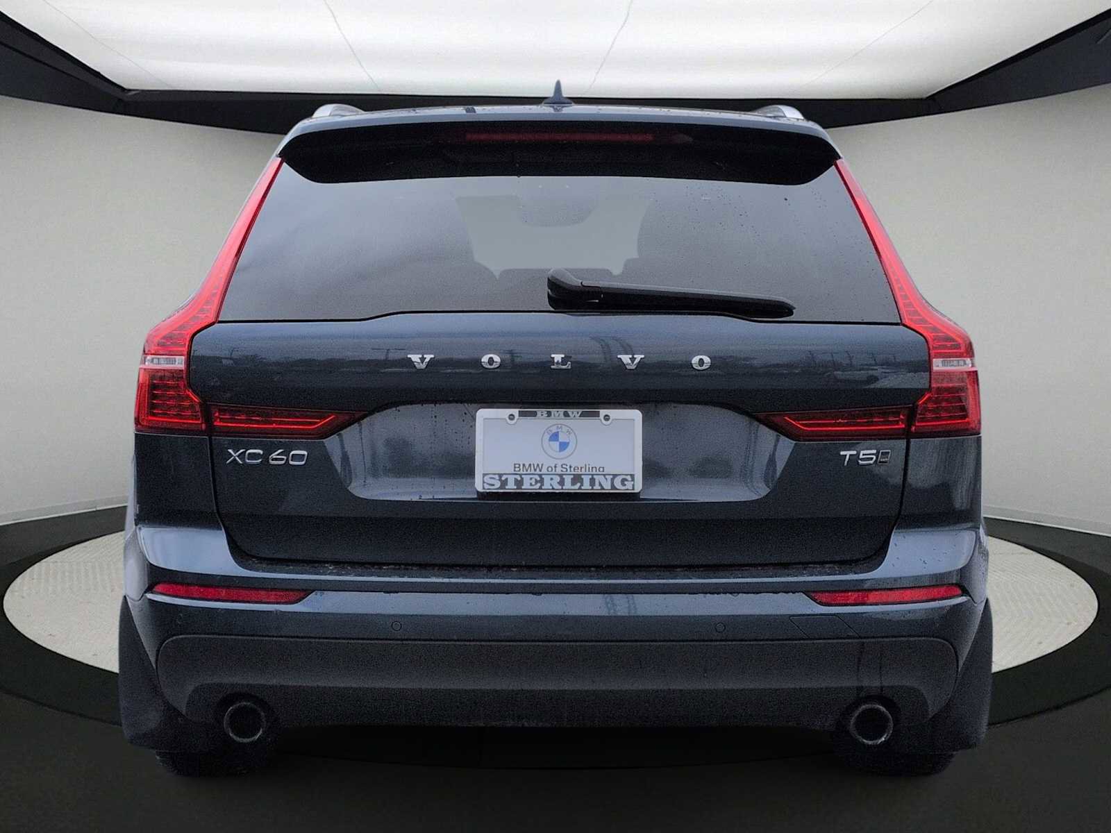 Used 2020 Volvo XC60 T5 Momentum image 7