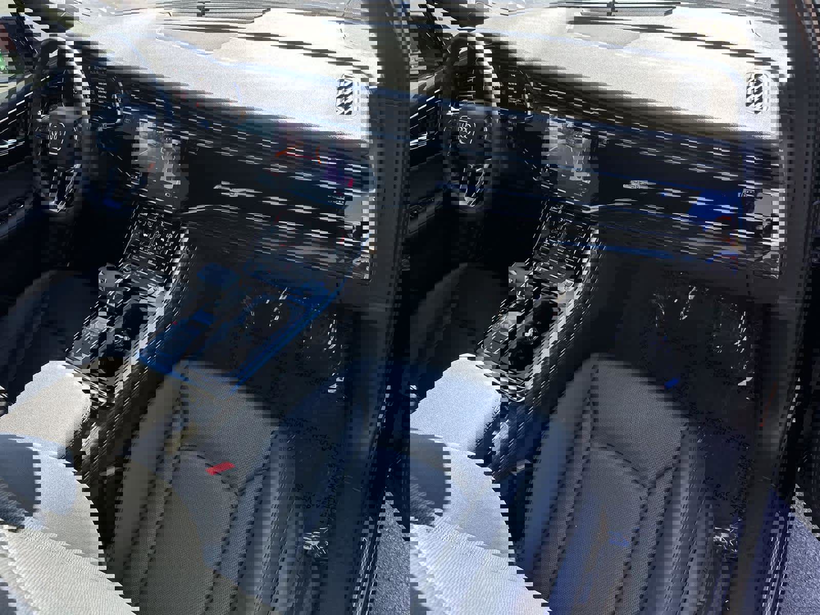 Used 2022 Audi Q7 Premium Plus image 12