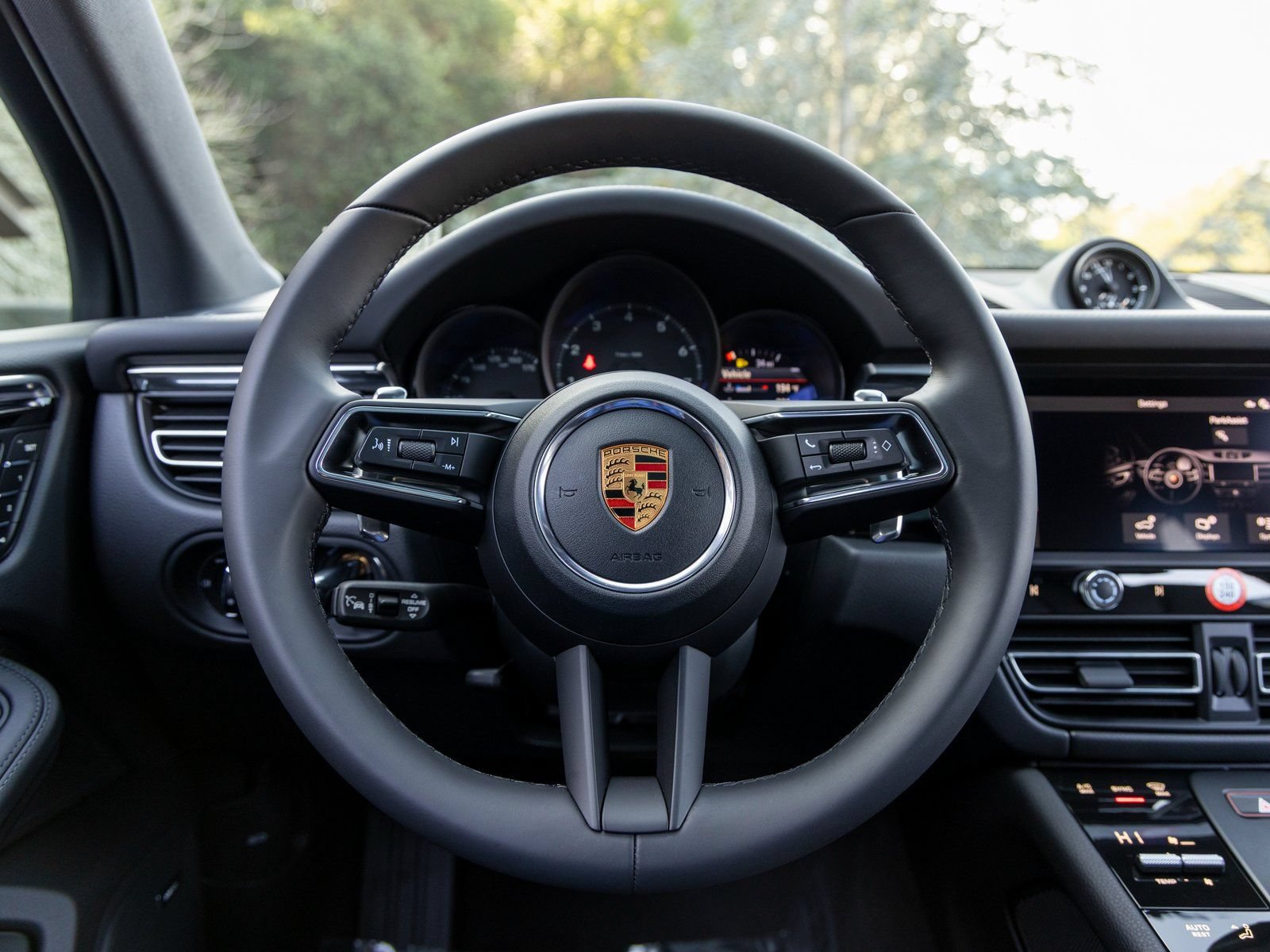 New 2026 Porsche Macan AWD/4WD image 29