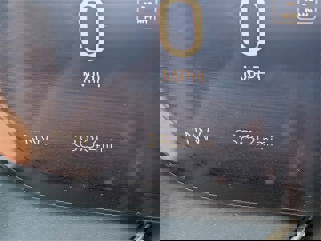 Certified 2025 Buick Envision Avenir image 13