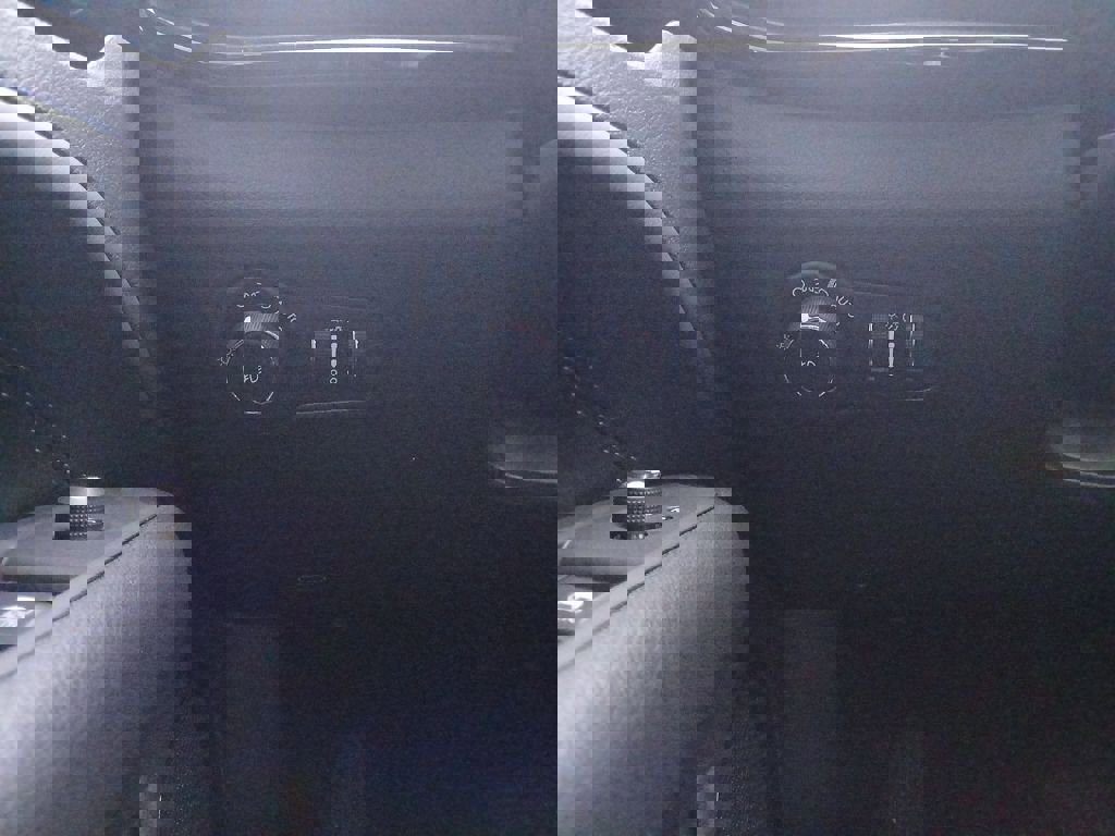 New 2026 Jeep Compass Latitude image 11