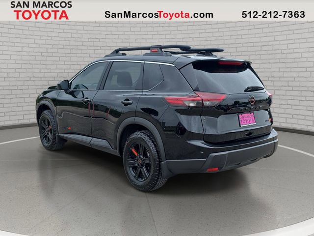 Used 2025 Nissan Rogue SV image 7