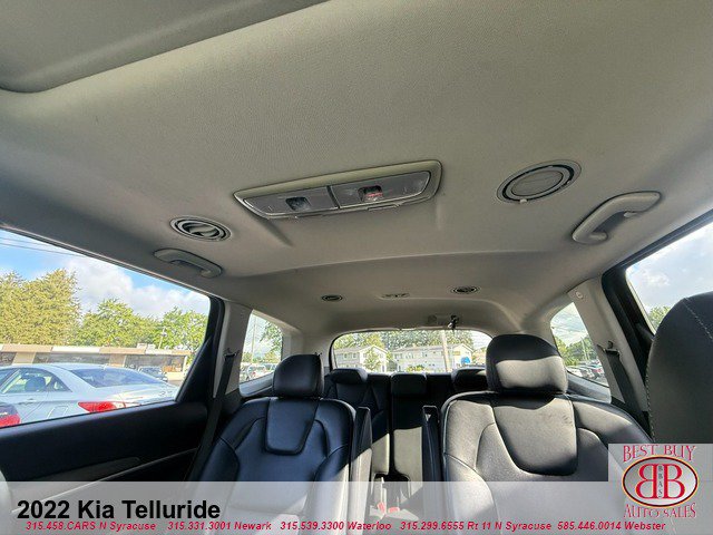Used 2022 Kia Telluride S AWD/4WD image 24