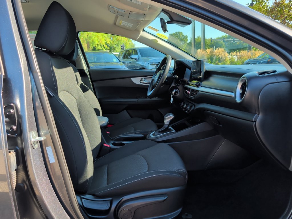 Used 2024 Kia Forte LXS FWD image 37