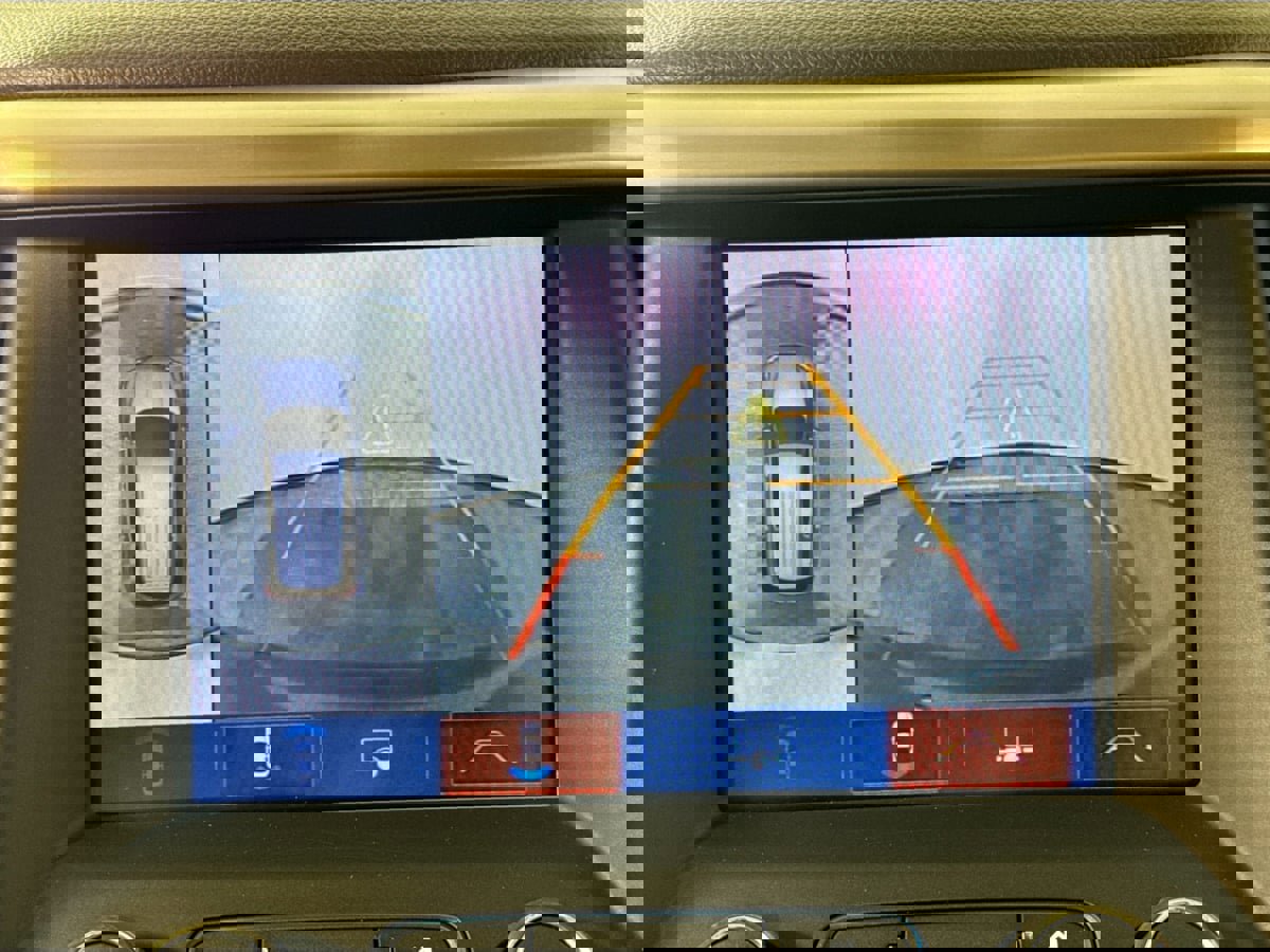 Used 2018 GMC Acadia Denali w/ Technology Package image 15