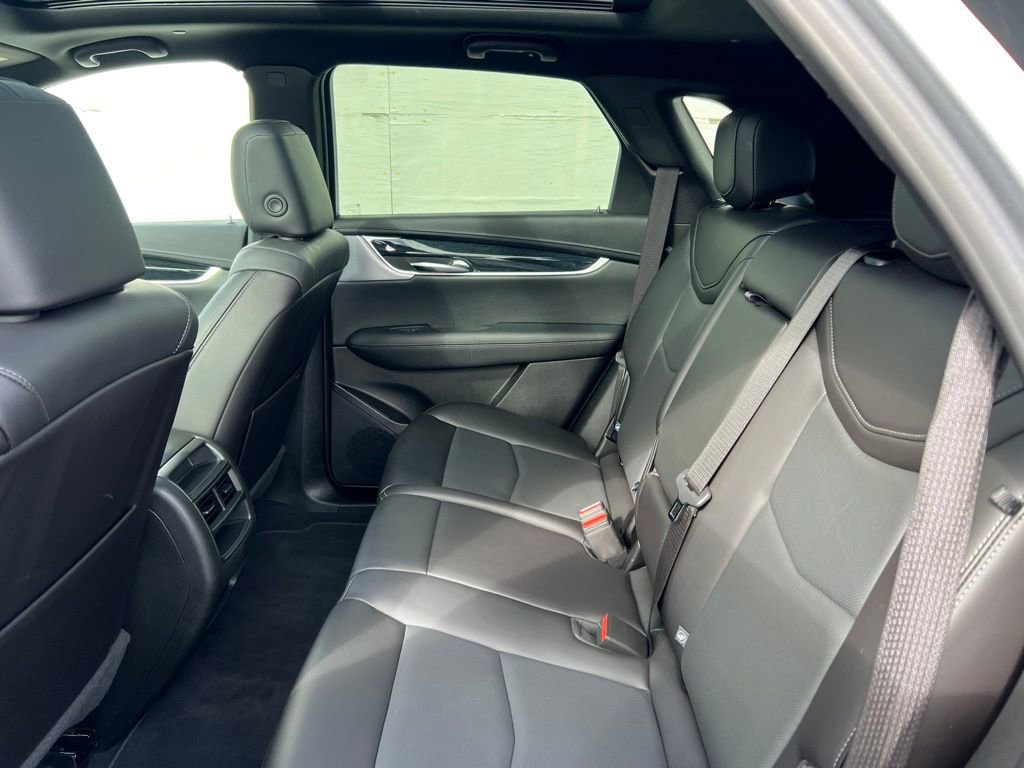 Certified 2025 Cadillac XT5 Premium Luxury image 14