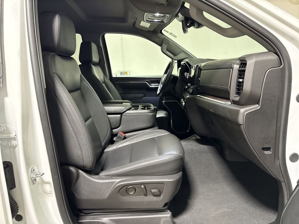 Used 2025 GMC Sierra 1500 SLT image 22