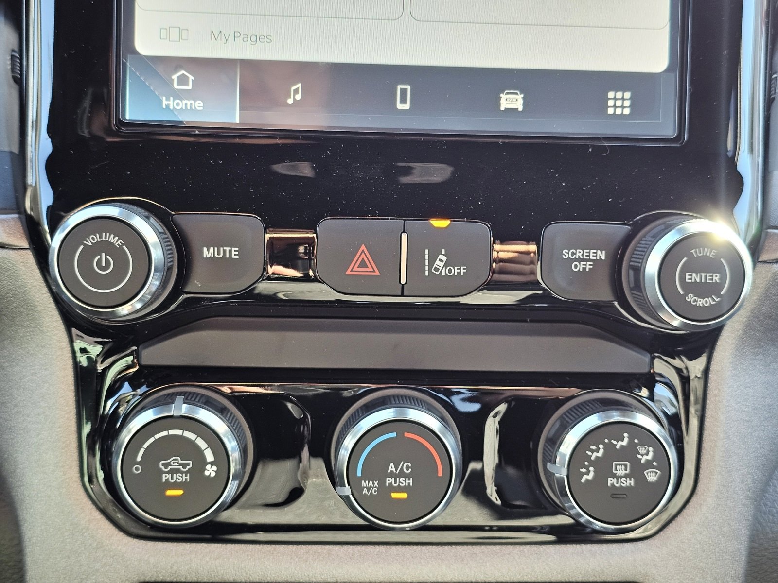 New 2026 RAM 1500 Express image 13