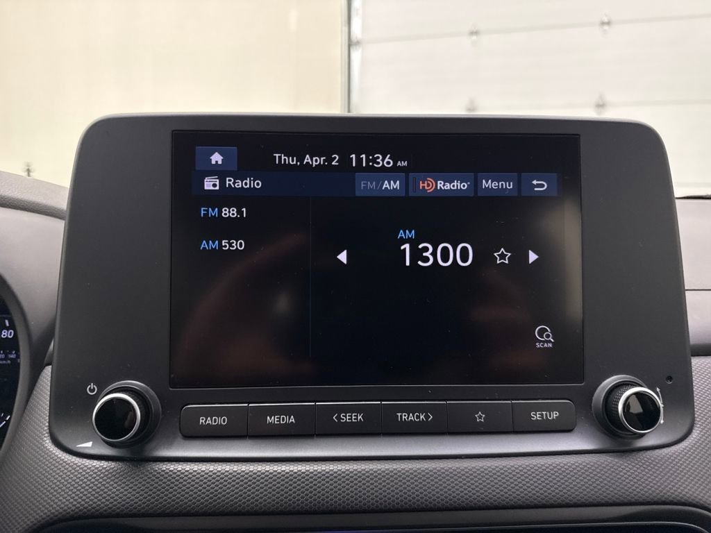 Used 2023 Hyundai Kona SE image 19