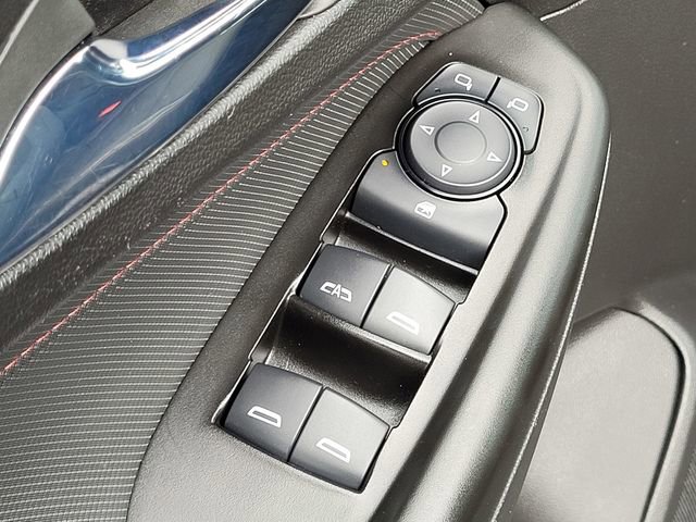 Used 2023 Chevrolet TrailBlazer RS w/ Convenience Package image 17