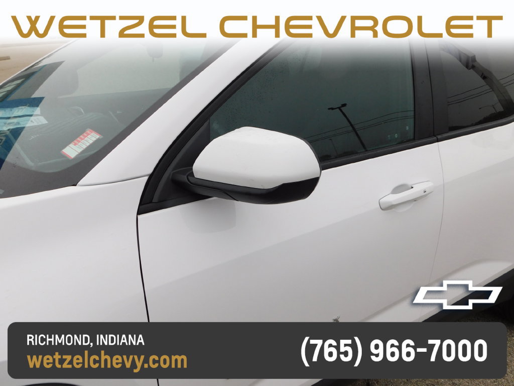 Used 2025 Chevrolet Equinox LT AWD/4WD image 11