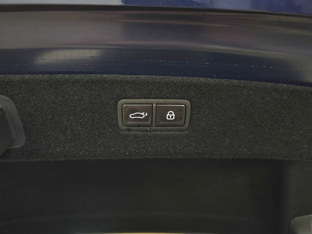 Used 2026 Genesis G90 3.5T AWD/4WD image 10
