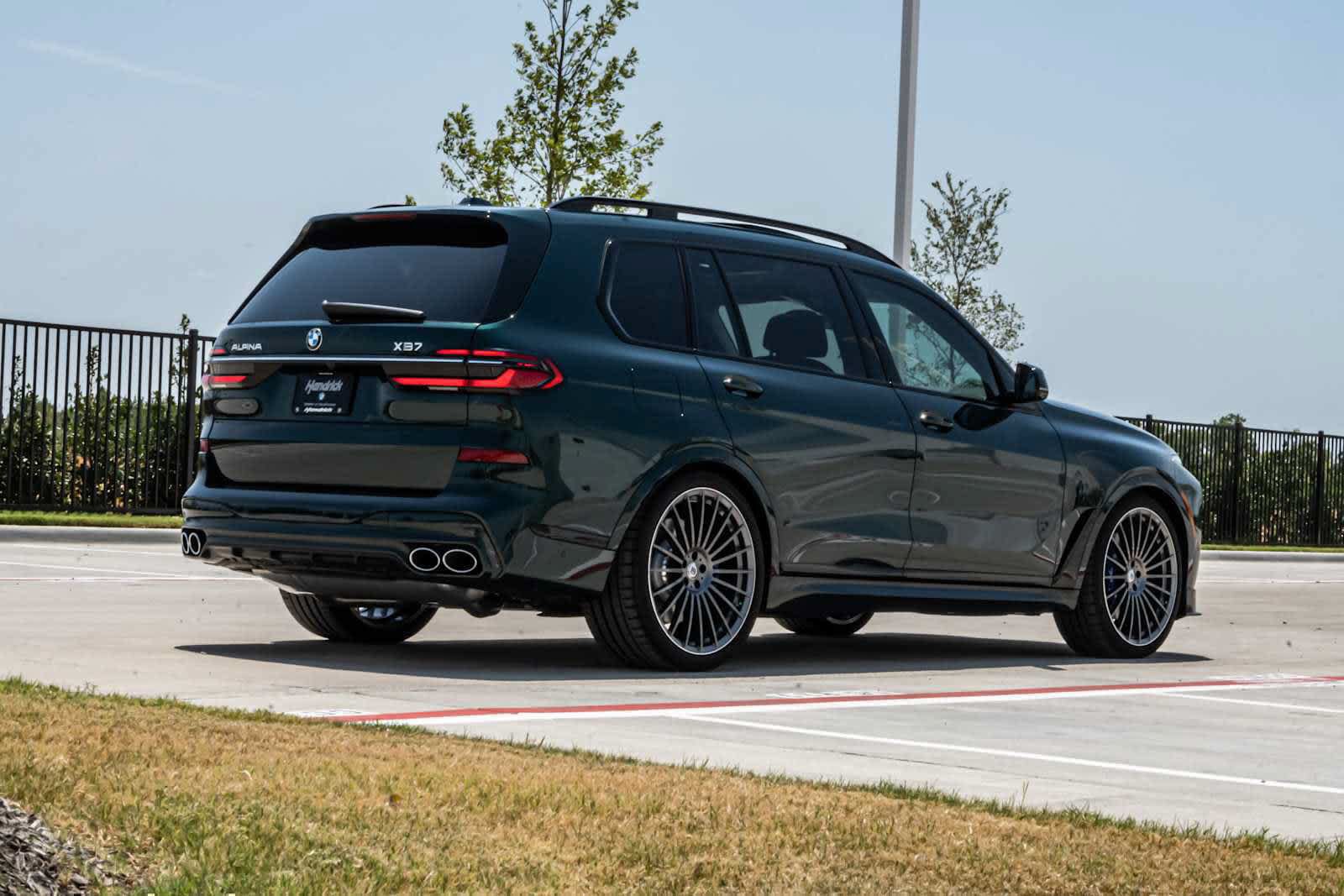 New 2026 BMW ALPINA XB7 AWD/4WD image 8