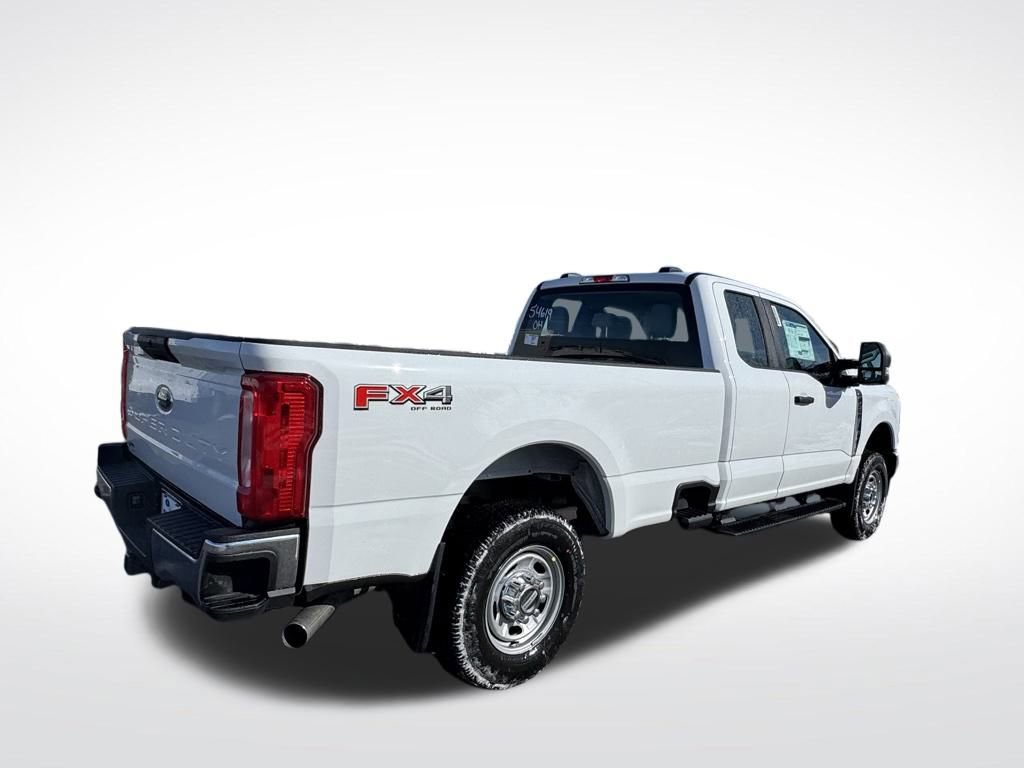 New 2026 Ford F250 XL w/ FX4 Off-Road Package image 3