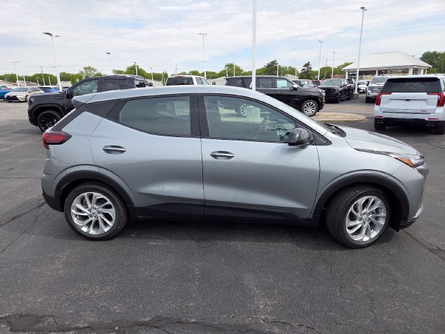 New 2027 Chevrolet Bolt LT w/ Comfort Package FWD image 20