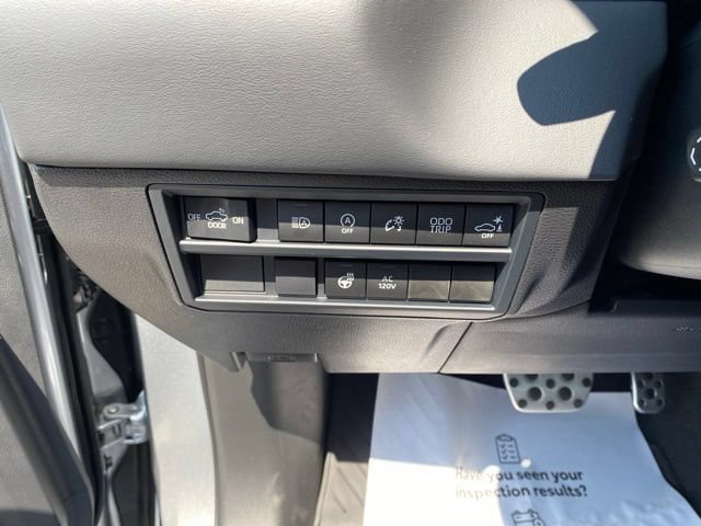 New 2026 Toyota Tundra Platinum AWD/4WD image 15
