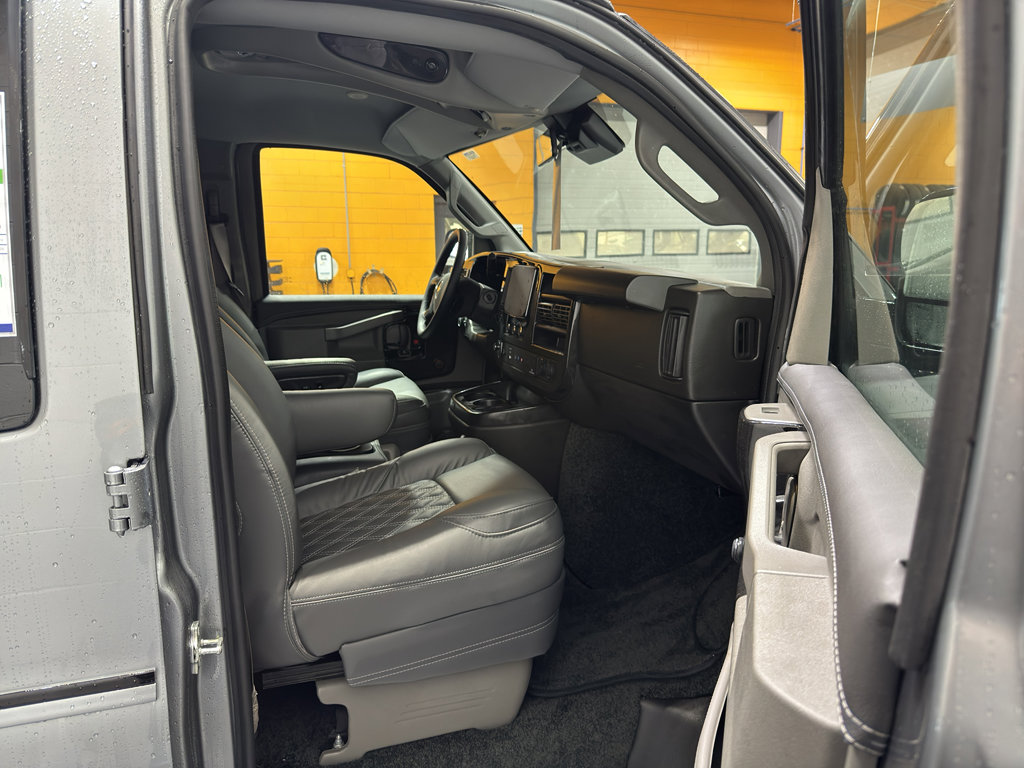 New 2025 Chevrolet Express 2500 w/ Driver Convenience Package image 18