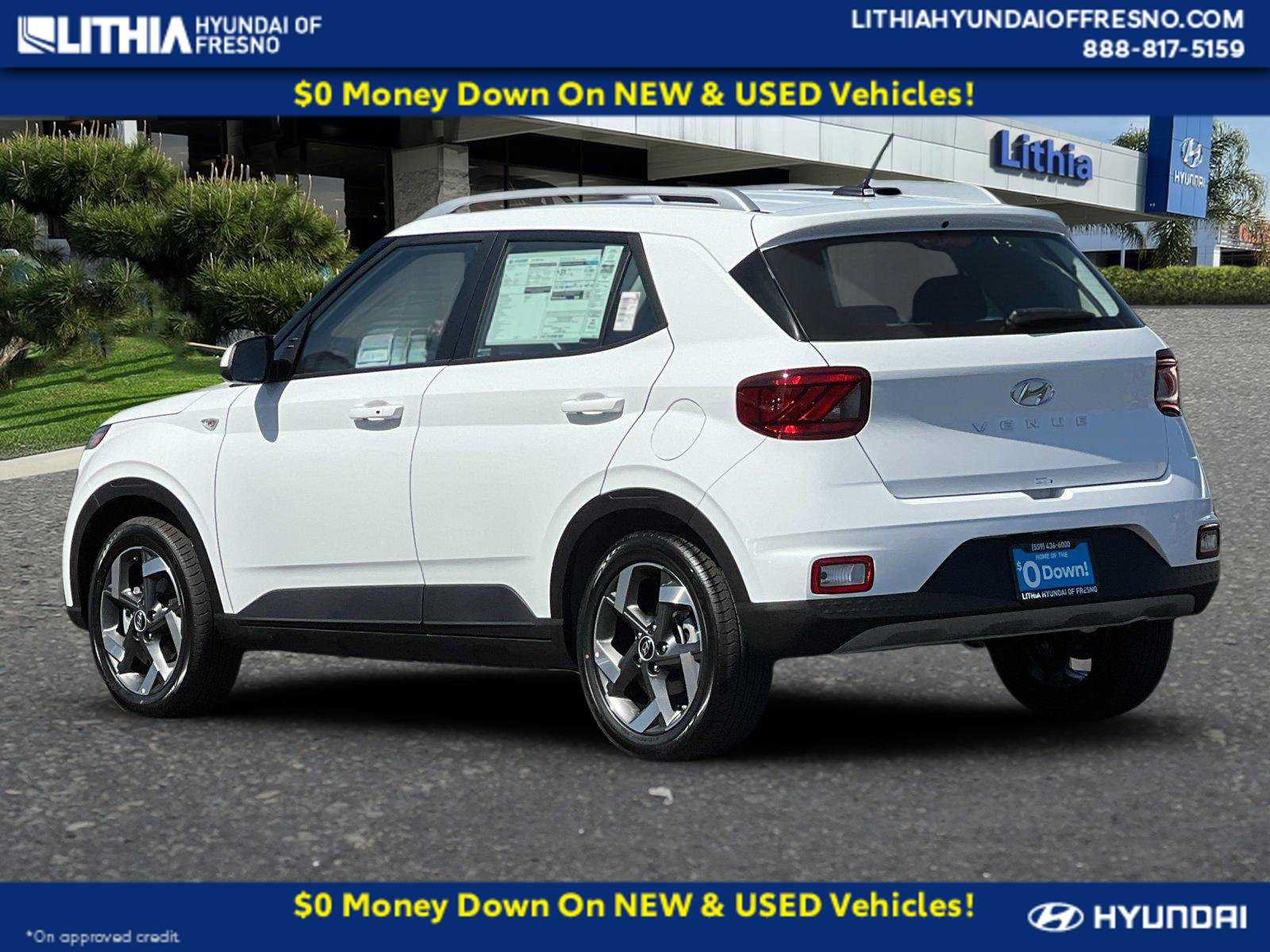 New 2025 Hyundai Venue SEL FWD image 6