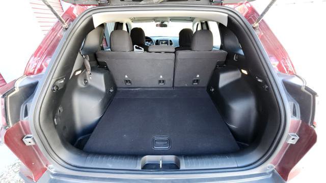 Used 2019 Jeep Cherokee Latitude w/ Cold Weather Group image 21