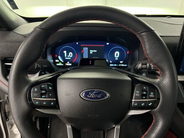 Used 2025 Ford Explorer ST AWD/4WD image 11