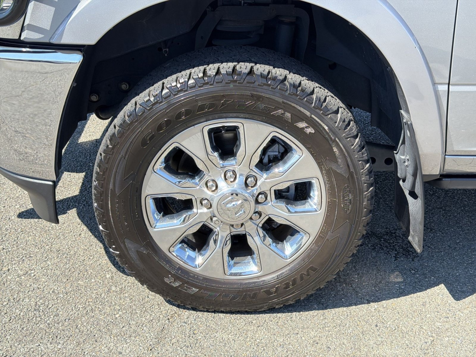 Used 2019 RAM 2500 Limited AWD/4WD image 12