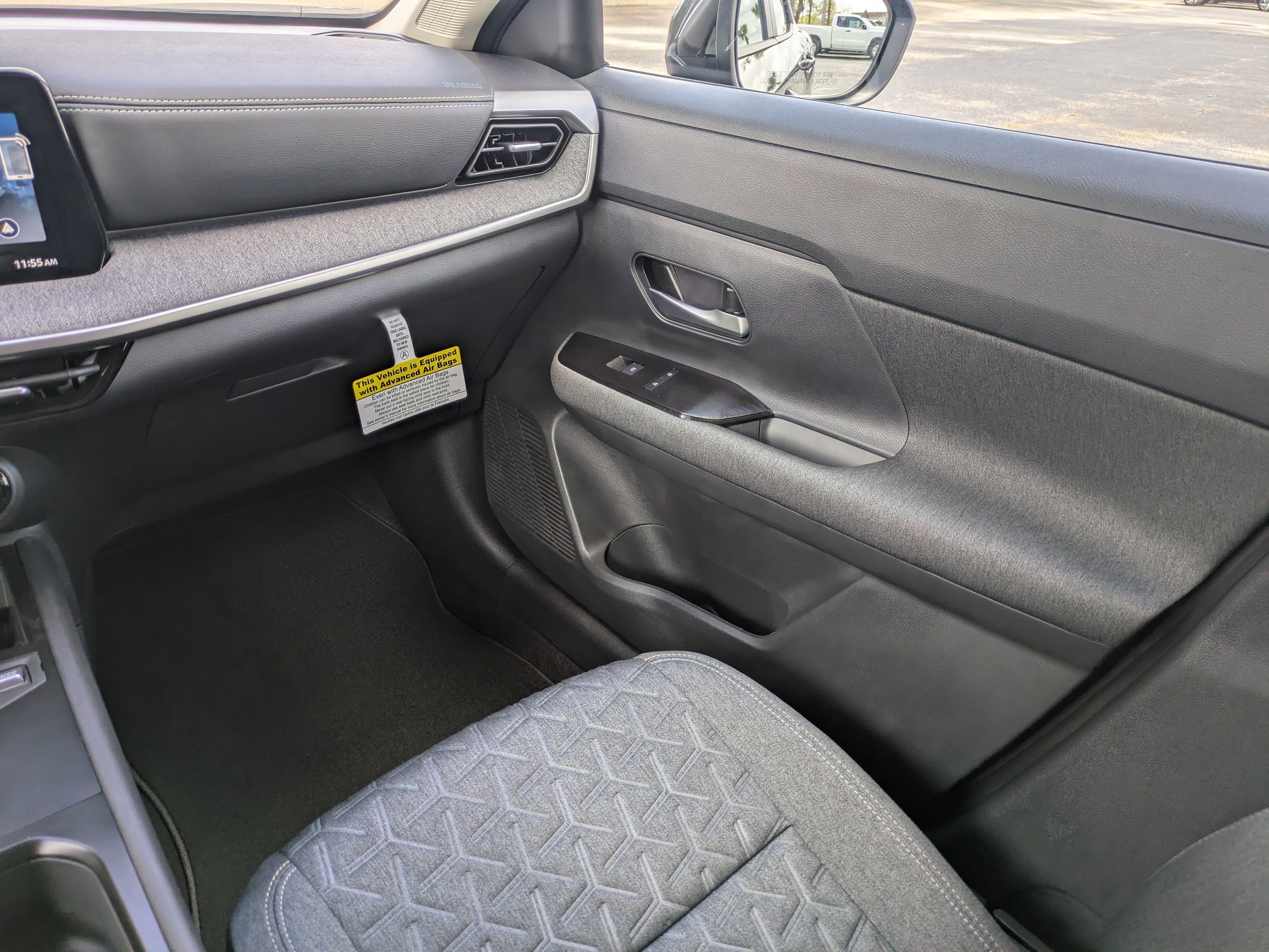 New 2026 Nissan Kicks SV image 17