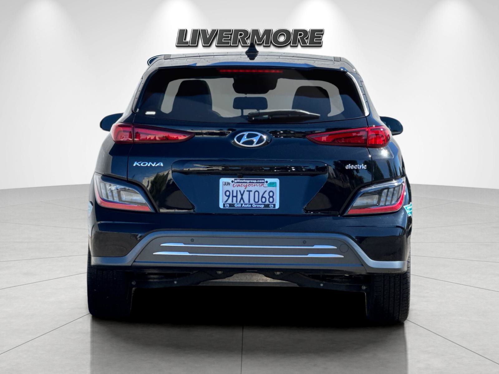 Used 2023 Hyundai Kona Limited FWD image 4