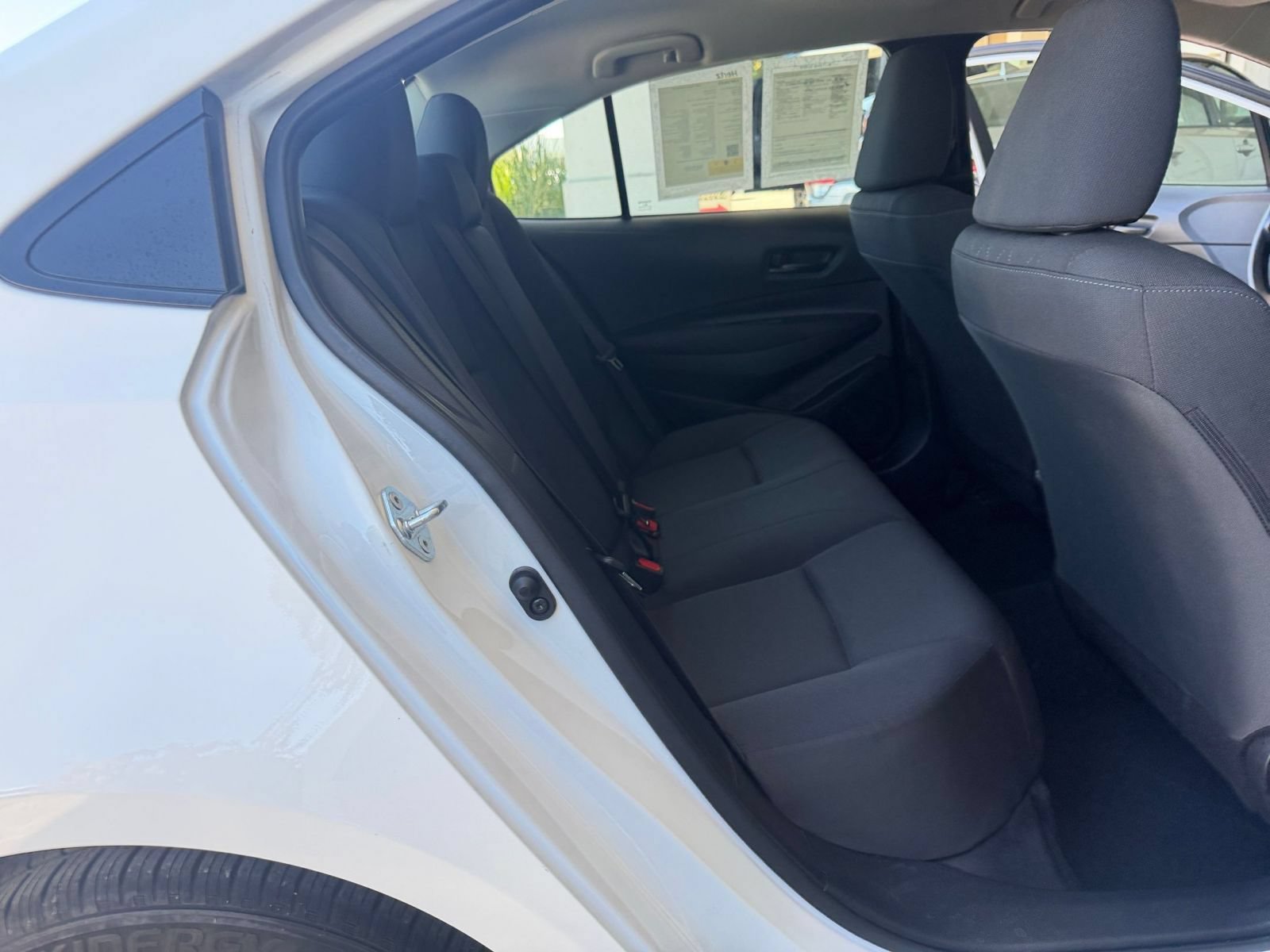 Used 2025 Toyota Corolla LE FWD image 71