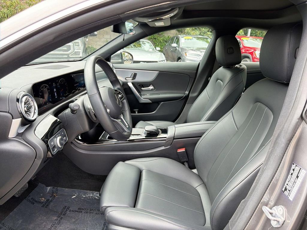 Used 2023 Mercedes-Benz CLA 250 image 21
