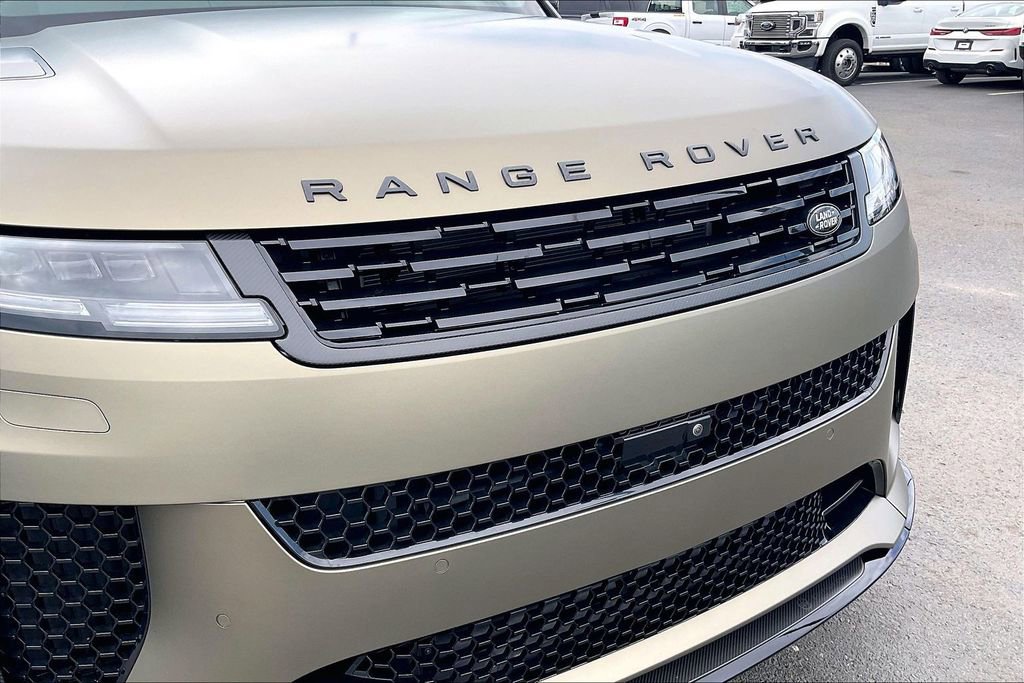 Used 2024 Land Rover Range Rover Sport SV Edition One Carbon Bronze AWD/4WD image 34