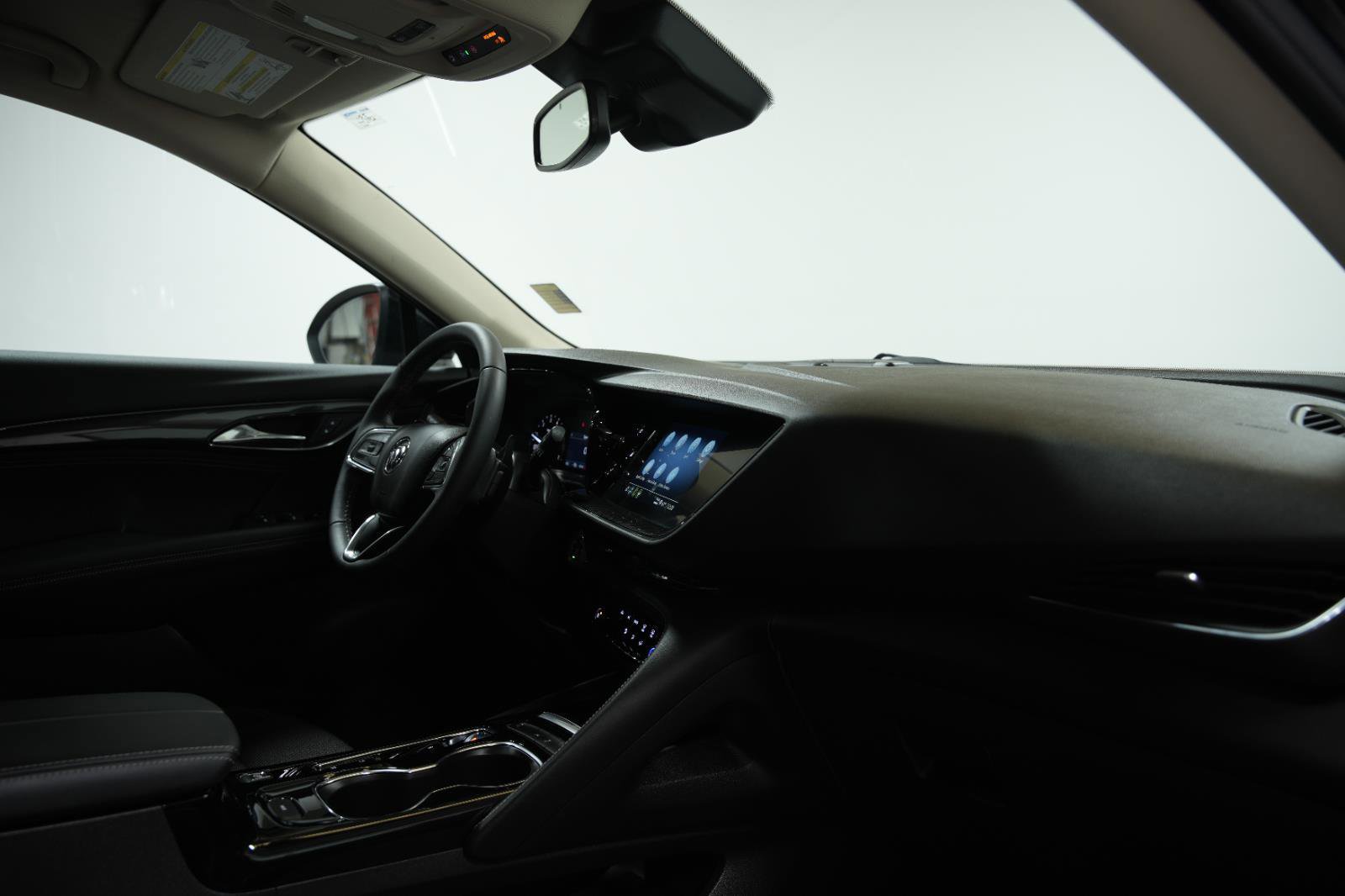 Used 2023 Buick Envision Preferred image 19