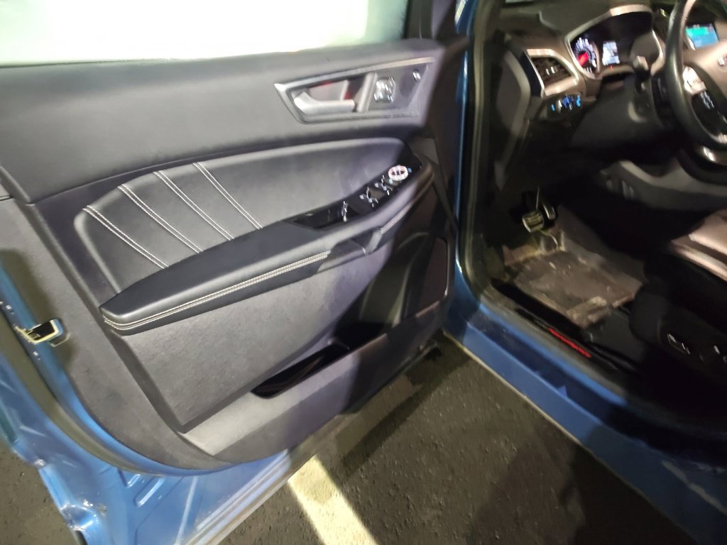 Used 2019 Ford Edge ST w/ Equipment Group 401A AWD/4WD image 7