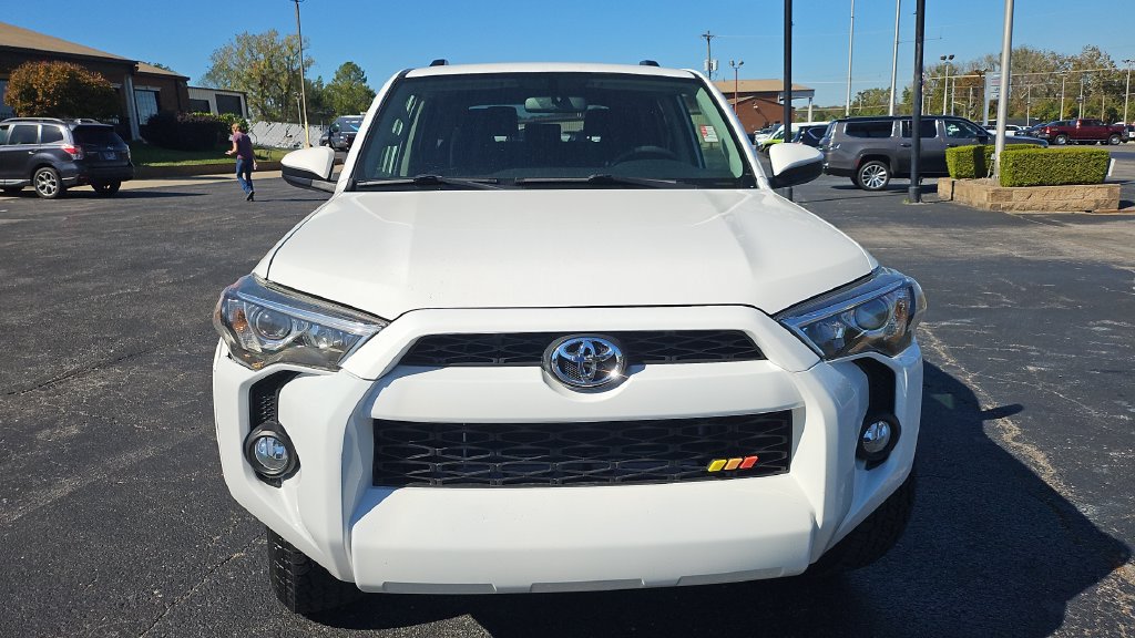 Used 2019 Toyota 4Runner SR5 RWD image 30