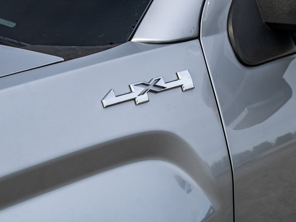 Used 2015 GMC Sierra 1500 SLT w/ Max Trailering Package image 7