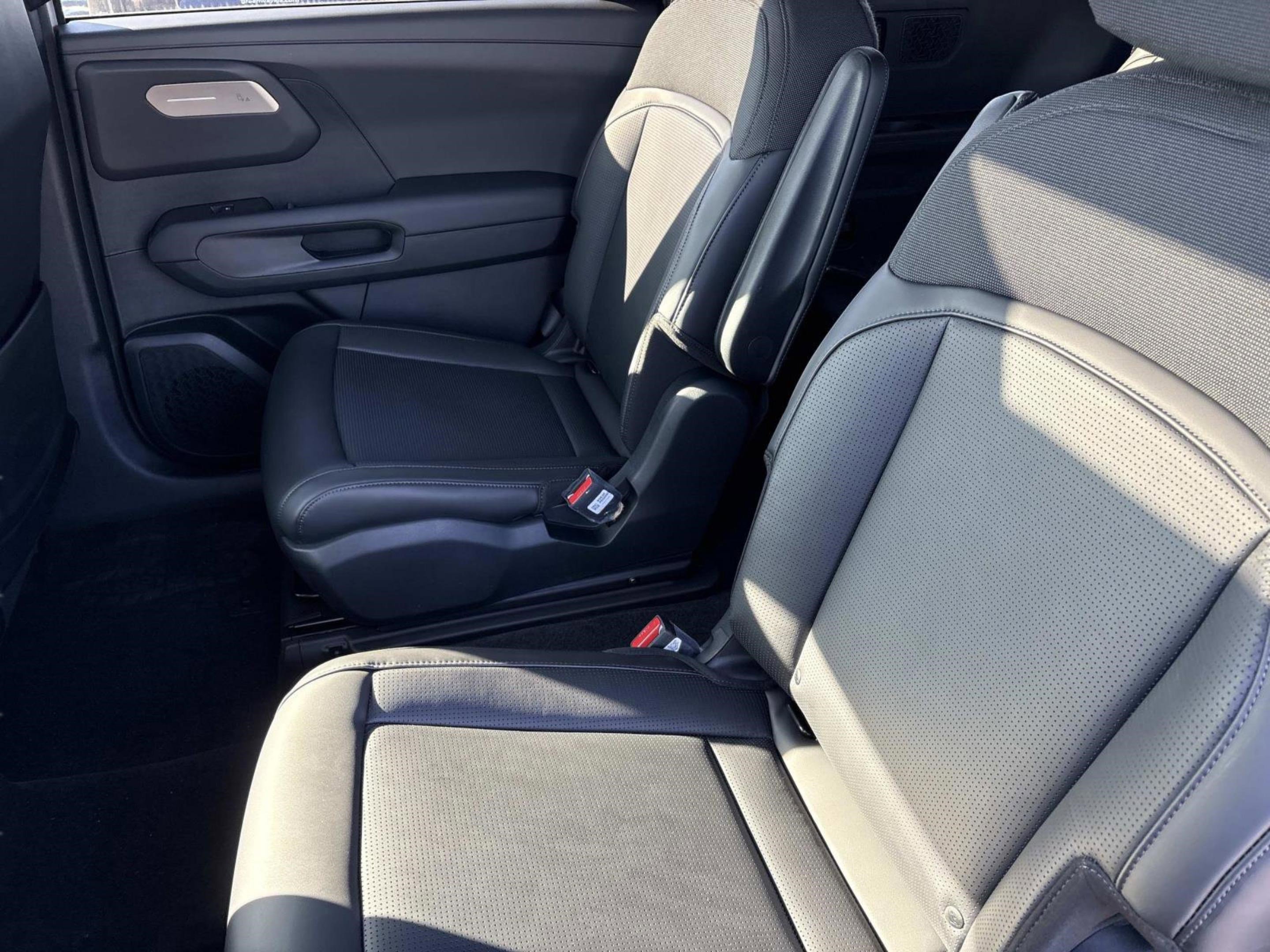 New 2027 Kia Telluride S image 18