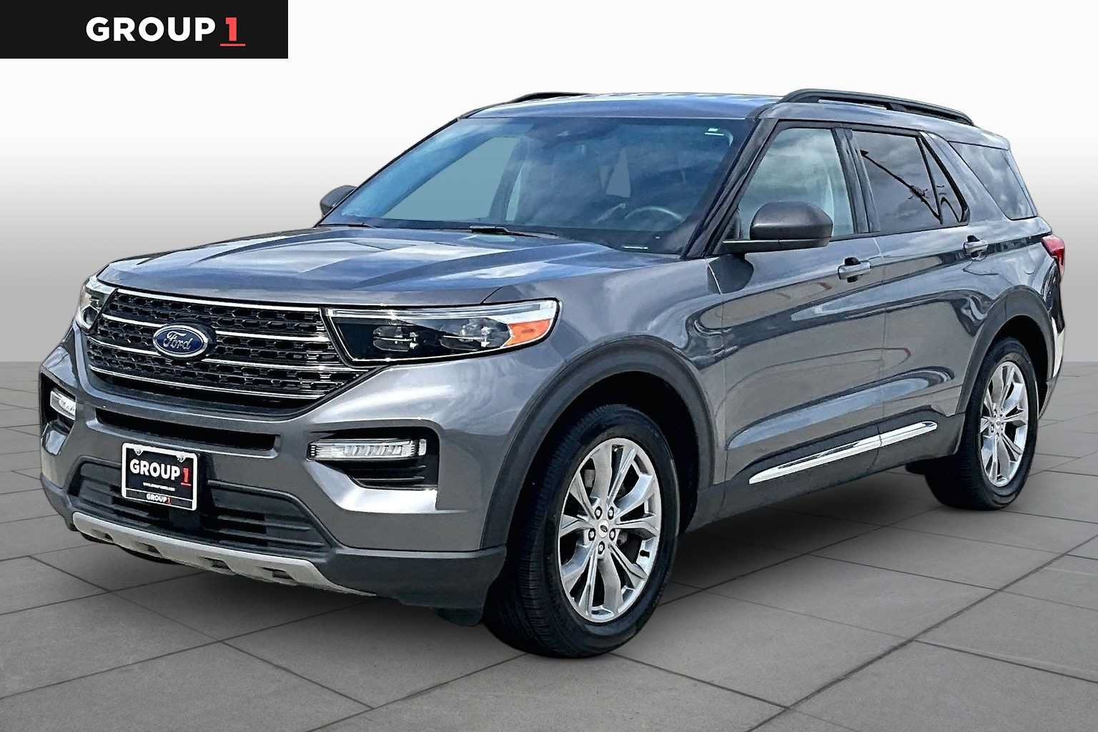 Used 2021 Ford Explorer XLT w/ Equipment Group 202A RWD image 1