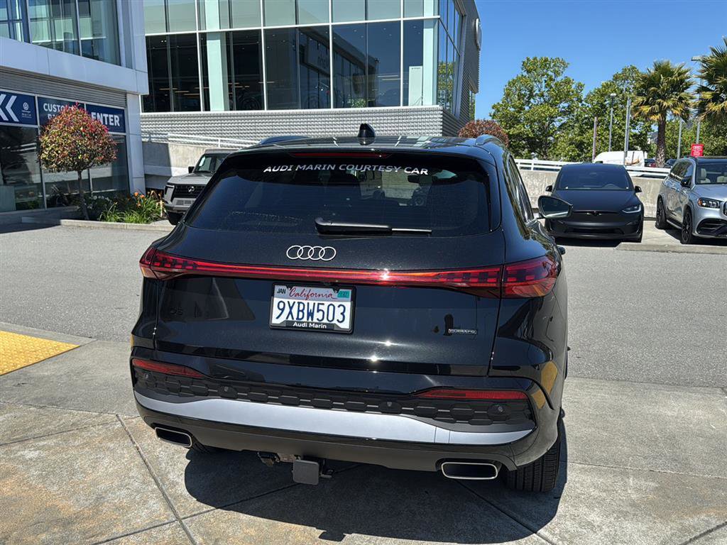 Certified 2025 Audi Q5 Premium w/ Convenience Package AWD/4WD image 7