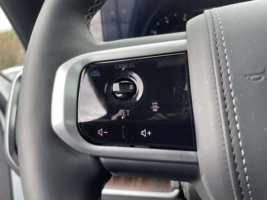 New 2025 Nissan Armada Platinum Reserve RWD image 21