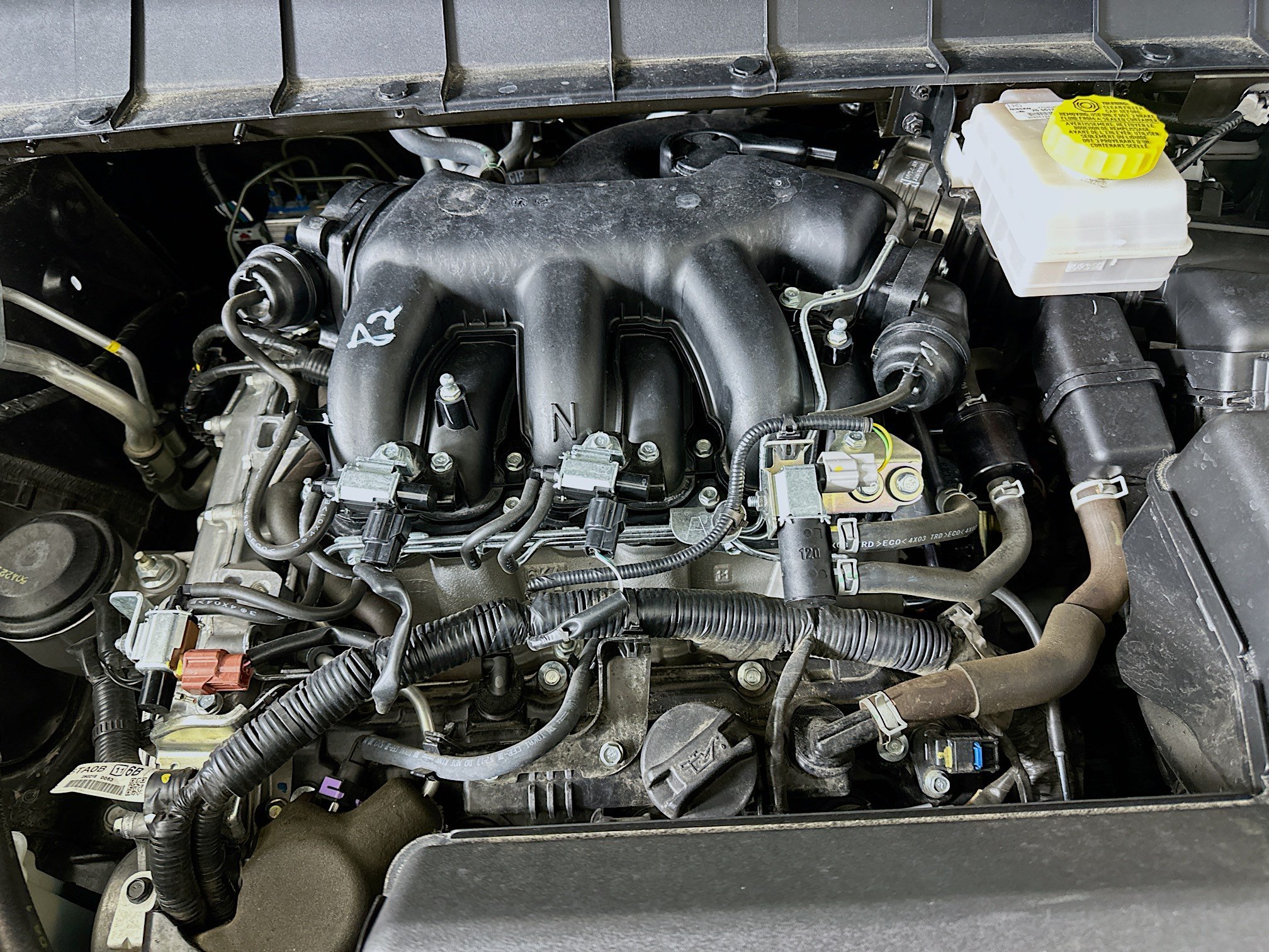 Used 2025 Nissan Pathfinder SV FWD image 35