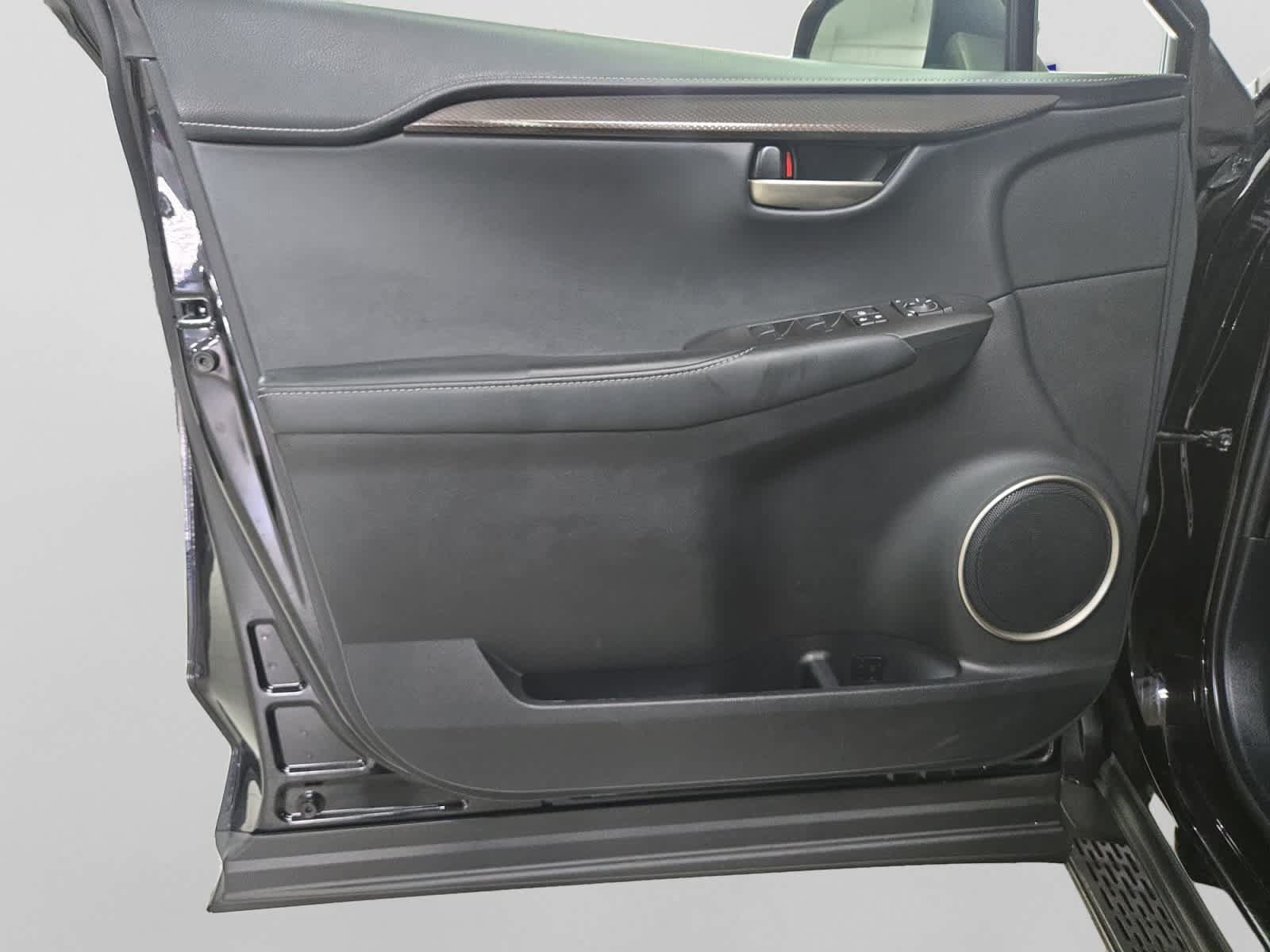 Used 2015 Lexus NX 200t AWD image 14