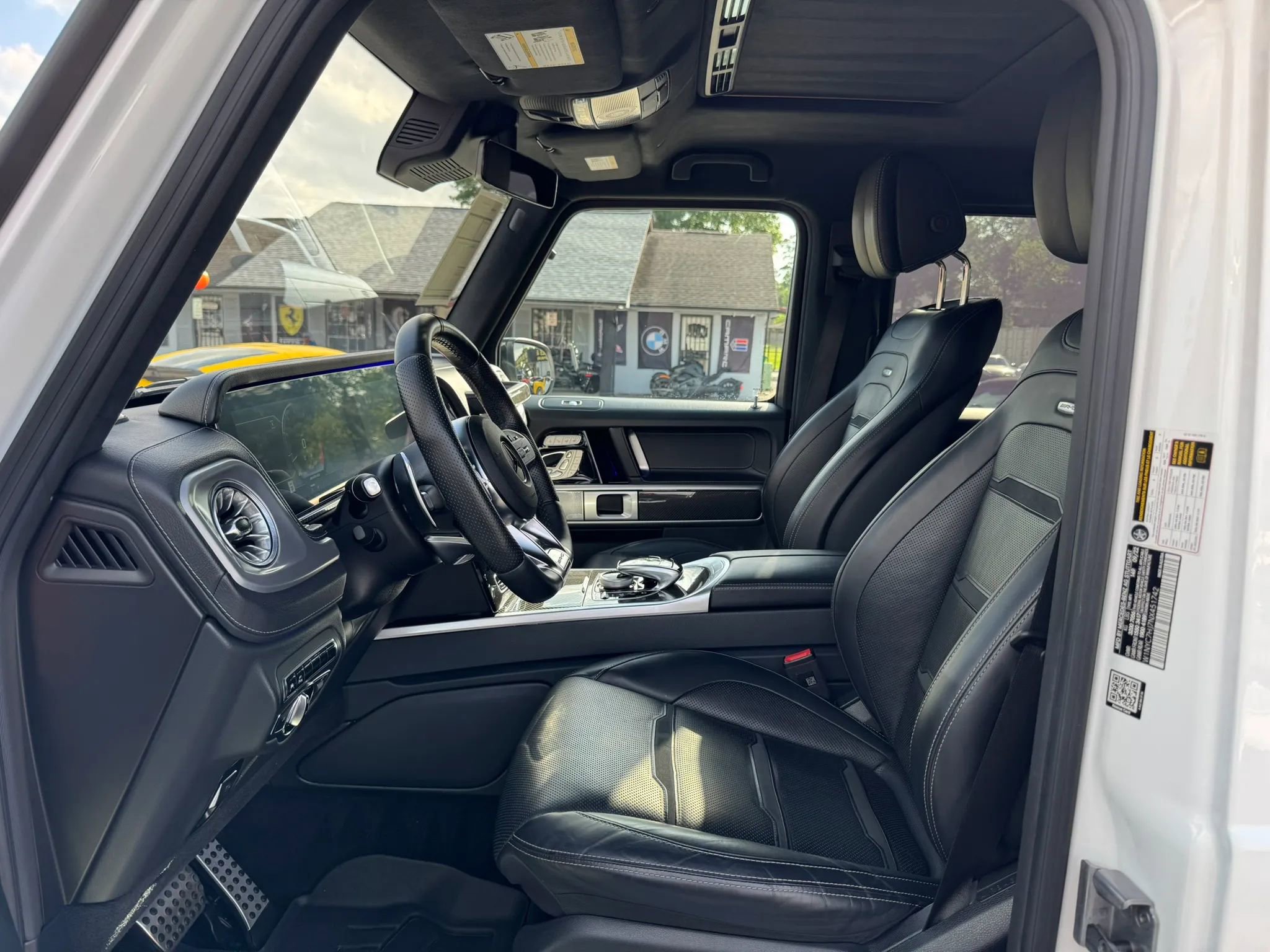 Used 2022 Mercedes-Benz G 63 AMG 4MATIC w/ Seat Comfort Package image 21