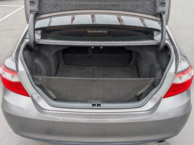Used 2017 Toyota Camry XLE FWD image 10