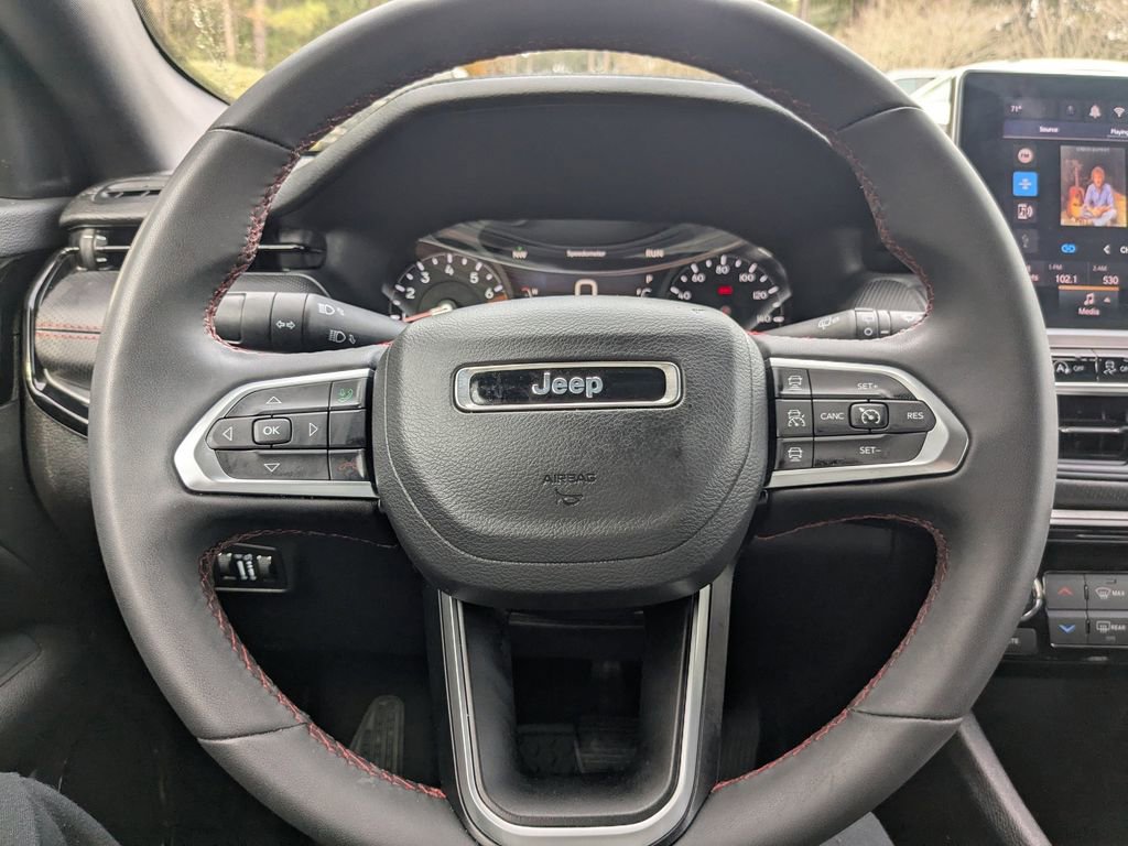 Used 2024 Jeep Compass Trailhawk image 26