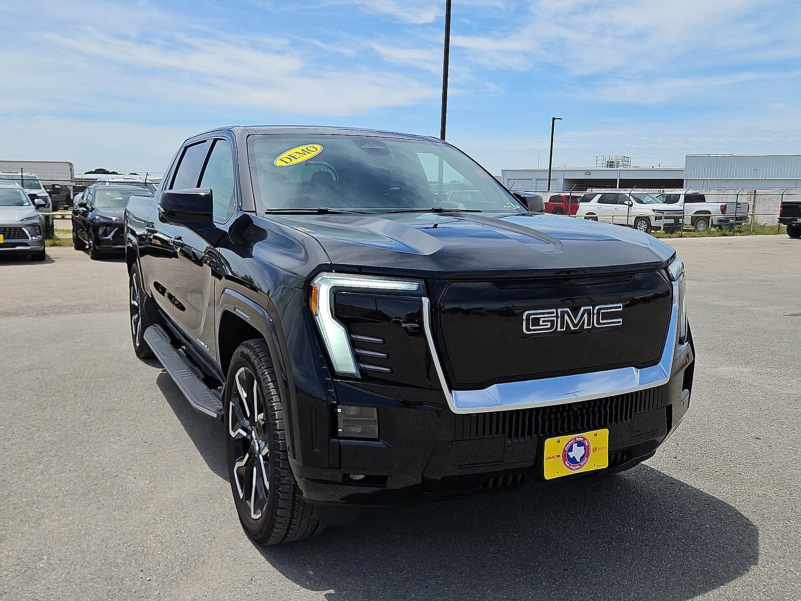 New 2025 GMC Sierra EV Denali AWD/4WD image 7