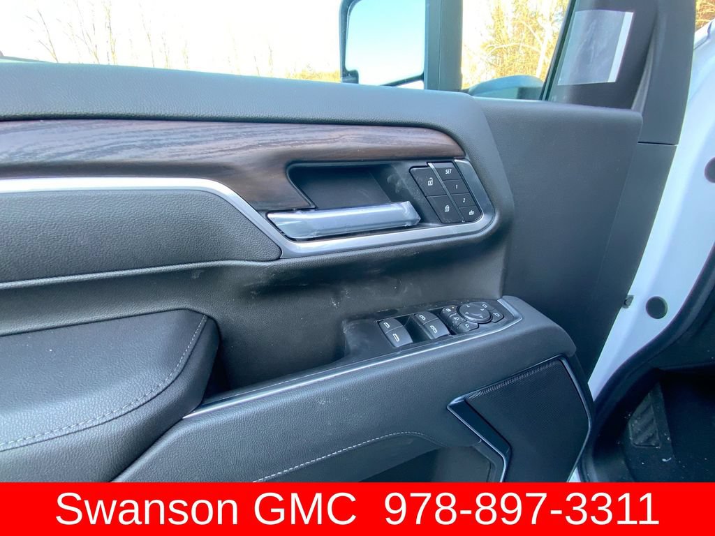 New 2026 GMC Sierra 2500 SLT AWD/4WD image 22