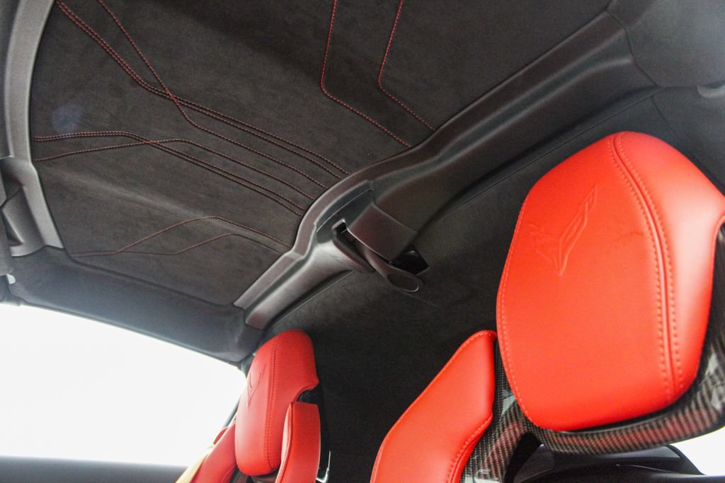 Used 2022 Chevrolet Corvette Stingray Premium Cpe w/ Z51 Performance Package RWD image 27