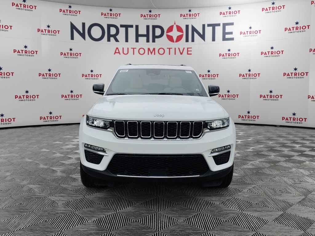New 2025 Jeep Grand Cherokee Limited w/ Luxury Tech Group II image 9