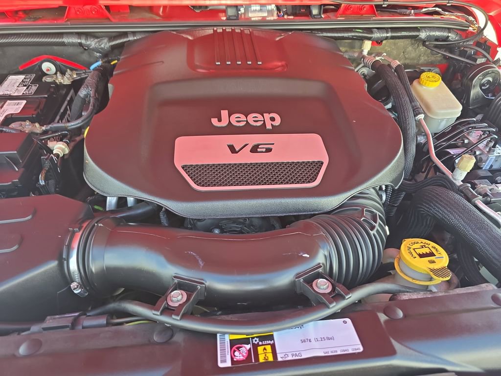 Used 2016 Jeep Wrangler Unlimited Sport w/ Connectivity Group image 25