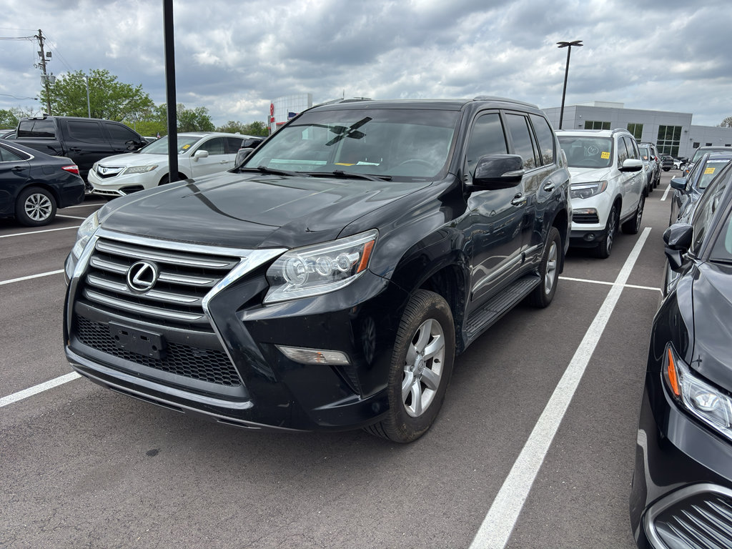 Used 2015 Lexus GX 460 image 2